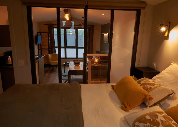 De Bonneville 3* Nantes